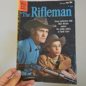 The Rifleman, 1960 comic book.  Ten cent western comic.  Great condition western comic book.