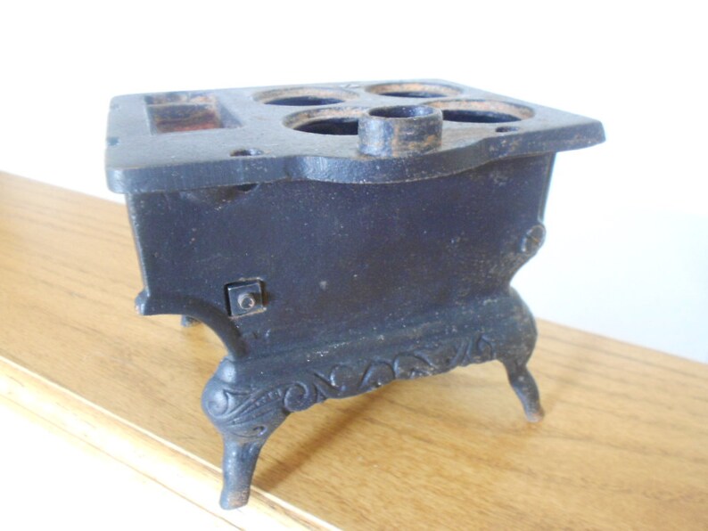 Vintage Crescent Cast Iron Toy Stove. Home Decor. Etsy