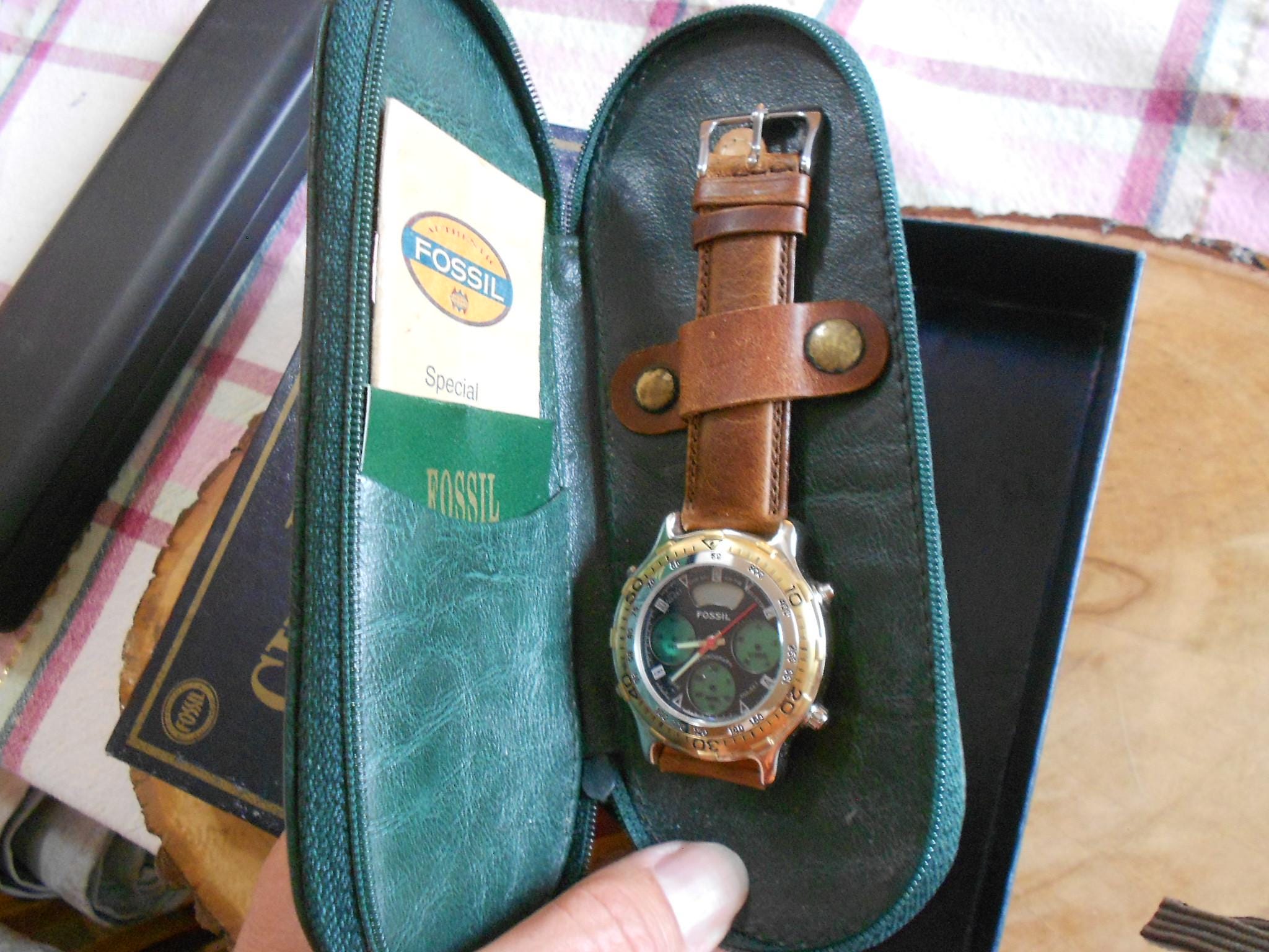 Fossil EC-6839 Rare VTG Watch 30mm - Fresh Battery - Adjustable - Recycled Paper Mens Vintage Fossil Flip Date Watch JR-9415 Reversible Wide  main image 3