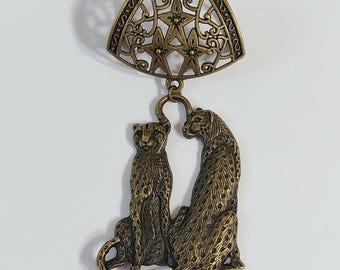 Bronze-Tone Decorative Cat — Antique-Style Cat Necklace Pendant