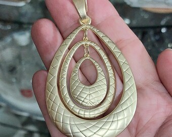 Gold Teardrop Layered Necklace Pendant  - Elegant Women Jewelry