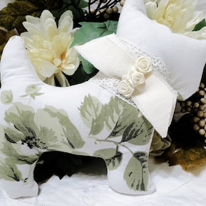 Handmade Scottie Dog Silhouette: Upcycled Vintage Linens & Lace