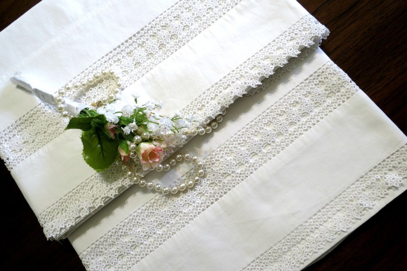 Snow White Cotton 35 x 23 12 RESERVED FOR JOANNE Vintage Pillowcases with Tatted lace Inserts /& Trim Cottage Home Decor, Sturdy