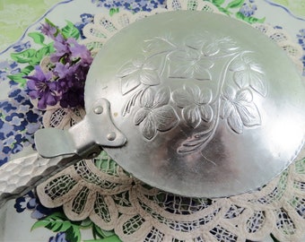Mid Century Forged Aluminum Silent Butler by Everlast, Crumb Catcher, Floral Design, Wall Decor, Collectible Vintage Kitchen Item