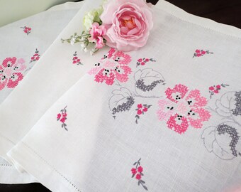 Vintage Linen Table Runner or Dresser Scarf, Hand Embroidered in Shades of Pink and Gray, Cottage Décor, Vintage Linens