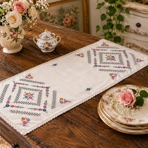 Vintage Hand Embroidered Linen Table Runner Colorful Floral Blackwork Lace Edge