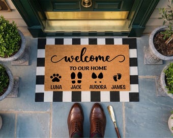 Custom Family Doormat, Personalized Welcome Mat with Names, Pet Paw Print Door Mat, New Home Housewarming Gift, Front Door Decor