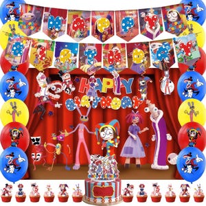 Könnte beinhalten: Eine festliche Geburtstagsfeier mit bunten Dekorationen. Enthält Luftballons, Banner mit der Aufschrift "Happy Birthday" und eine dekorierte Torte. Cartoon-Figuren und Cupcakes tragen zur festlichen Atmosphäre bei. Das Farbschema ist lebendig mit Rot, Gelb, Blau und Weiß.