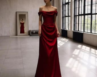 Handgemachtes Burgund-rotes Satin-Ballkleid weg von der Schulter Abschlussball-Kleid-elegantes Abendkleid-Brautparty-formales Maxi-Kleid