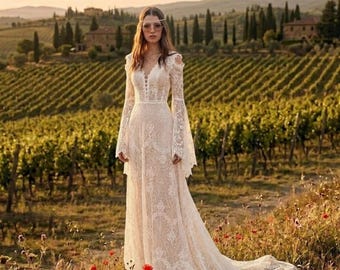 Vintage Glockenärmel-Hochzeitskleid, tiefer V-Ausschnitt Boho-Spitze, rustikales romantisches Brautkleid 2026, Hochzeitszeremonie-Outfit