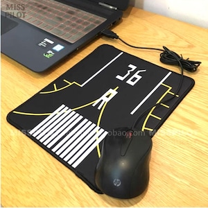 Airport Runway 36R Mouse Pad 24cm x 20cm Ergonomical Foam Compatible with 1:400