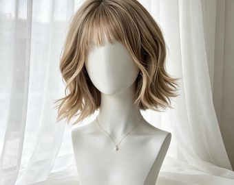 Personalización, peluca bob ondulada rubia ceniza con flequillo, cabello sintético corto para mujer, resistente al calor, para uso diario y cosplay.