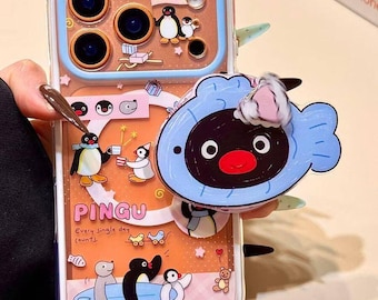 Süße Pingu Magnetische Handyhülle mit Fisch Griff, MagSafe Kompatibel, ästhetische Schutzhülle für iPhone 17 Pro Max, iPhone 16 15 14 Pro Max