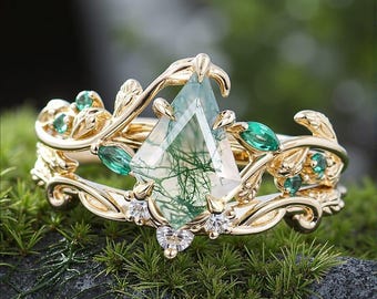 Kite Cut Moss Agate Ring, Nature Inspired Sterling Silver, Boho Engagement Ring, Woodland Vine
