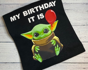 Birthday Baby Yoda with Balloon
