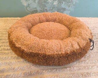 Pluizige ronde kattenmand, zacht, knus kittenkussen, luxe huisdiermand