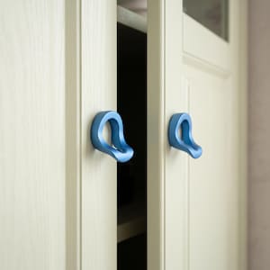 Lekfulla skåphandtag och knoppar, Loop-lådhandtag, Moderna byråhandtag, Skåpbeslag till barnrum, Skåphandtag till barnrum, Heminredning bild 7