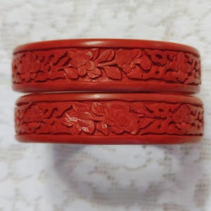 Pair (2) Vintage Carved Faux Cinnabar Bangle Bracelets Floral 1970s Chinese