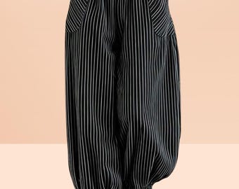 Plus Size Gestreifte Haremshose Frauen, Loose Fit Cropped Hose mit Taschen