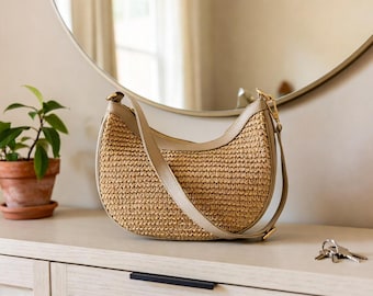 Woven Straw Shoulder Bag: Small Underarm Crossbody Purse for Summer Vacation
