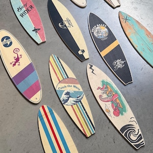 Wanddecoratie van houten surfplank — Unieke decoratieve kunst voor woonkamer, slaapkamer of bedrijf — Kust- en surfdecoratie