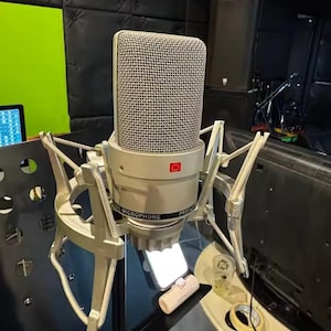 Professional Studio Condenser Microphone PC Computer Laptop Karaoke Streaming Wired Microphone Condenser Nickel With Shock Mount US NEW
