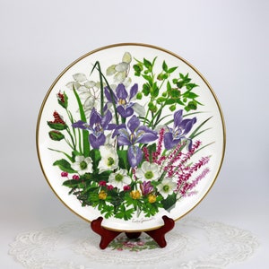 Wedgwood Franklin Porcelain Flowers of the Year Plate The Royal Horticultural Society Limited Edition, The Flowers of January Plate