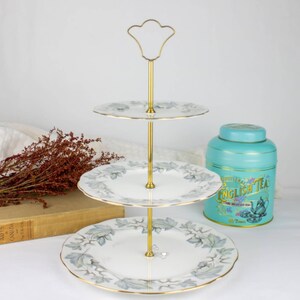 EN VENTE Royal Albert Silver Maple 3 niveaux de support à gâteau, support à gâteau anglais en porcelaine tendre, porcelaine de remplacement, goûter de l&#39;après-midi