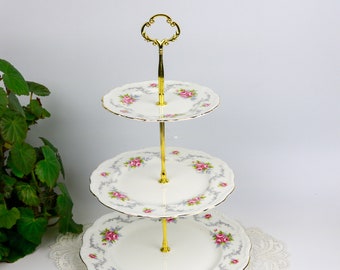期間限定お値下中✳︎希少✳︎ロイヤルアルバート ケーキスタンド 3段 ロイヤルアルバート 100 年記念コレクション 3段ケーキスタンド