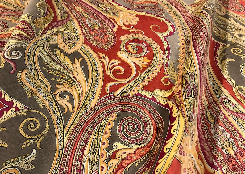 Retails 436.00 yd Below Wholesale 8014146-24 Brunschwig /& Fils Tumeric PORTMORE Paisley Print Italian Cotton Velvet Fabric 1.9 yds