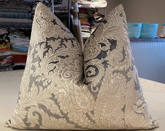 ONe Scalamandre Pewter "PALERMO VELVET PAISLEY" Italian Velvet Print Custom Lumbar Pillow - Beige Faille Back - 15" by 17" - 1 Available