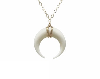 White Bone Crescent Horn Pendant Necklace in Gold, Rose Gold, or Sterling Silver | Boho Statement Jewelry | Minimalist Double Horn Necklace