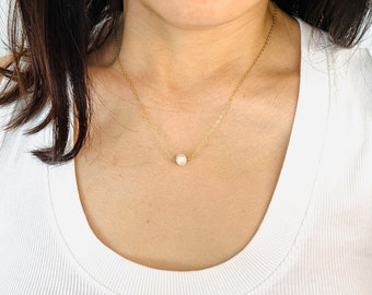 White Freshwater Pearl Necklace in gold, rose gold and sterling silver