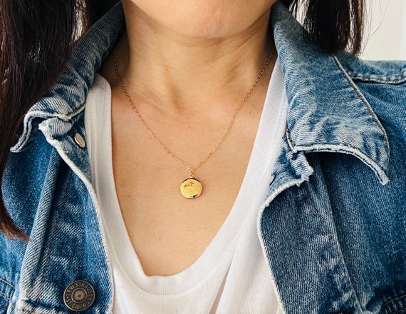 Stylish Minimalist Design Dainty Gold Hollow Double Heart Pendant Gift  Necklace | eBay