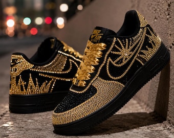 Tênis Air Force 1 personalizados com strass dourados, tênis pretos e dourados com coroa feitos à mão, tênis de luxo dourados personalizados para presentear ele.
