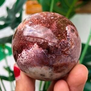 Rot Ozean Jaspis Sphäre - Druzy Kristall für Vitalität & Freude - Seltener Wurzelchakra Stein - Natürlicher Heilstein Dekor