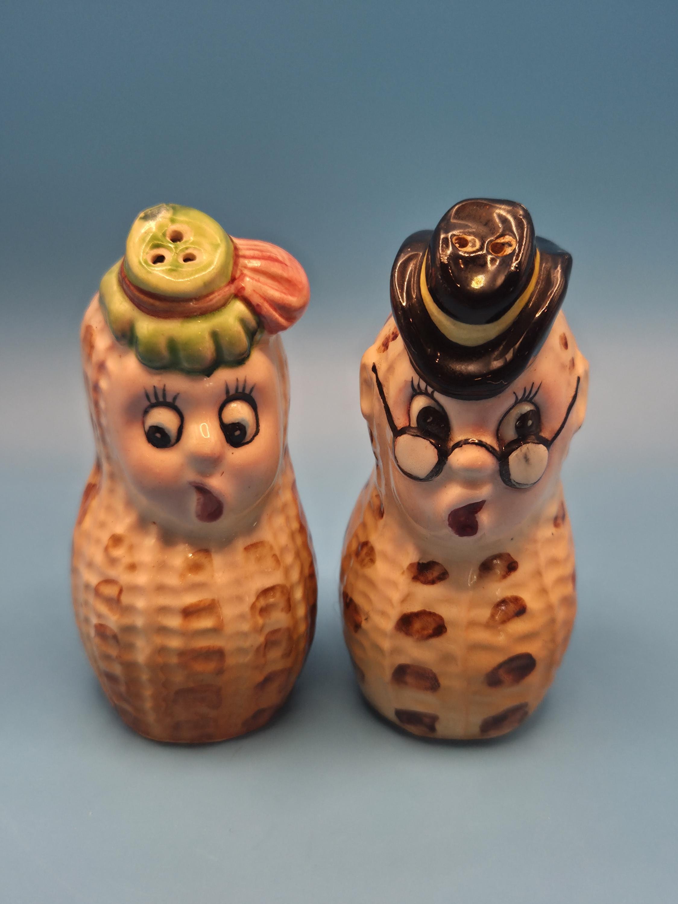 Mr Peanut Salt and Pepper Shakers - Etsy