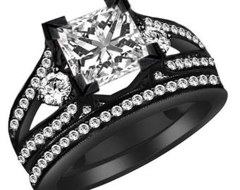 Black Gold Princess Cut Diamond Engagement Ring Set, Gothic Bridal Set for Her, Unique Black Rhodium Wedding Band, Vintage Inspired Ring.