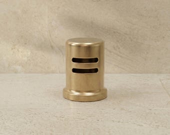 Zahnbürstenhalter aus Messing, gebürsteter Utensilienbecher aus massivem Messing mit Schlitzen, Vintage Badezimmer Organizer, handgefertigte moderne rustikale Tasse