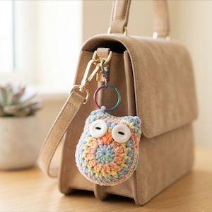 Patroon gehaakte uilsleutelhanger, pdf mini-amigurumi, tashanger voor beginners (digitale download)