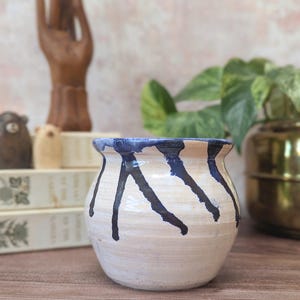 Handgjord Studio Pottery Planter | Blå droppglasyrkruka i stengods