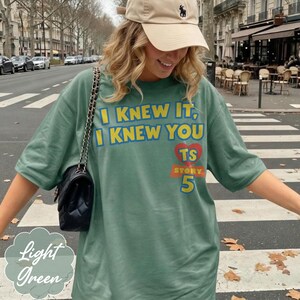 Retro Disneyland Toy Story 5 Ich kannte es, ich kannte Sie Swift Shirt, Disney Toy Story 5 inspiriert Shirt, ich wusste es, ich kannte Sie inspiriert T-Shirt Bild 6