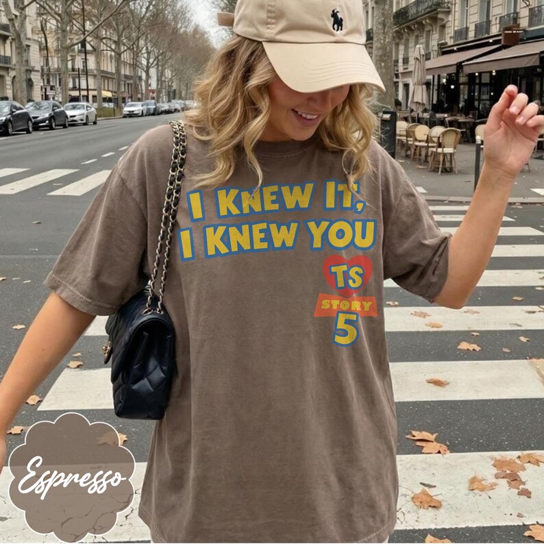 Retro Disneyland Toy Story 5 Ich kannte es, ich kannte Sie Swift Shirt, Disney Toy Story 5 inspiriert Shirt, ich wusste es, ich kannte Sie inspiriert T-Shirt Bild 3