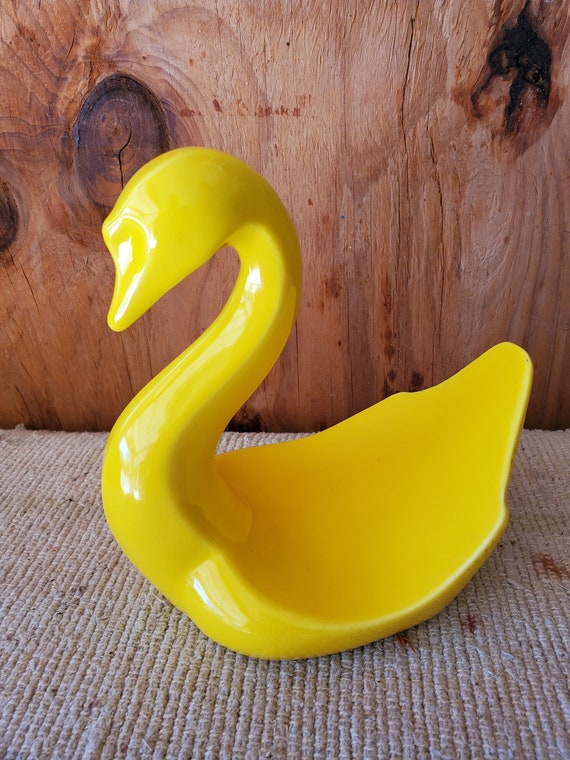 Vintage Swan Towel Holder Ceramic Yellow Swan Bathroom Decor Etsy