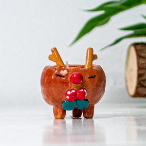 Mürrische Rentier-Kerze, niedliches Weihnachtsdekor, handgemachtes Sojawachsgeschenk, gemütliche Feiertagsfigur