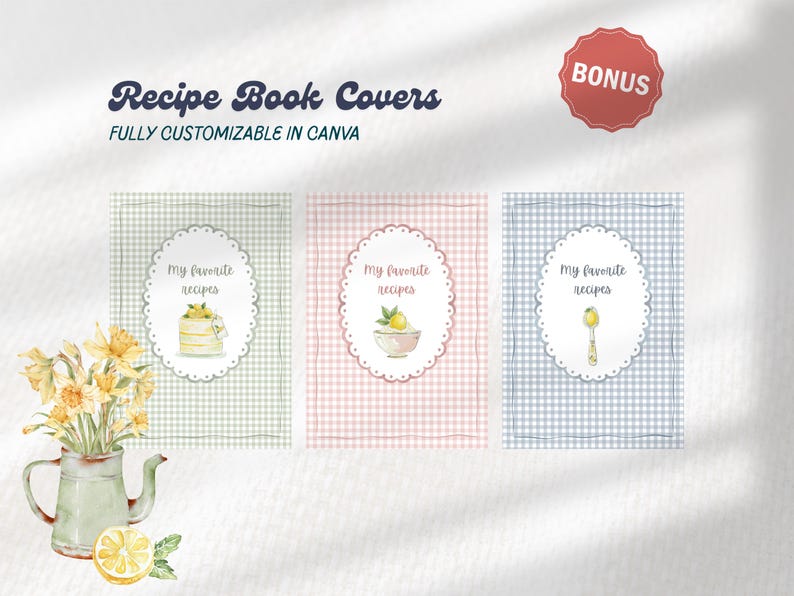 Peut inclure: Trois couvertures de livre de recettes avec des fonds &agrave; carreaux vichy verts, roses et bleus. Chaque couverture pr&eacute;sente un cadre ovale avec le texte "My favorite recipes" et une illustration &agrave; l'aquarelle de citrons et d'ustensiles de cuisine. Le texte "Recipe Book Covers" et "FULLY CUSTOMIZABLE IN CANVA" est en haut.
