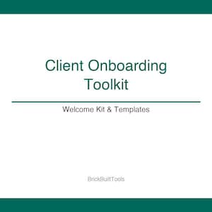 Pode incluir: Um conjunto de três canecas de cerâmica com acabamento fosco e salpicado. As canecas são em tons de creme, cinza claro e cinza escuro. Cada caneca tem um design simples e minimalista, perfeito para café ou chá.