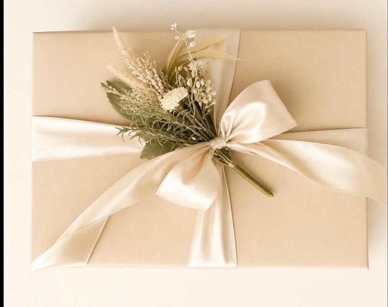 Rectangular Set Gift Box Luxury New Mom & Baby Gift Box | Baby Shower Gift Basket | Neutral Baby ...