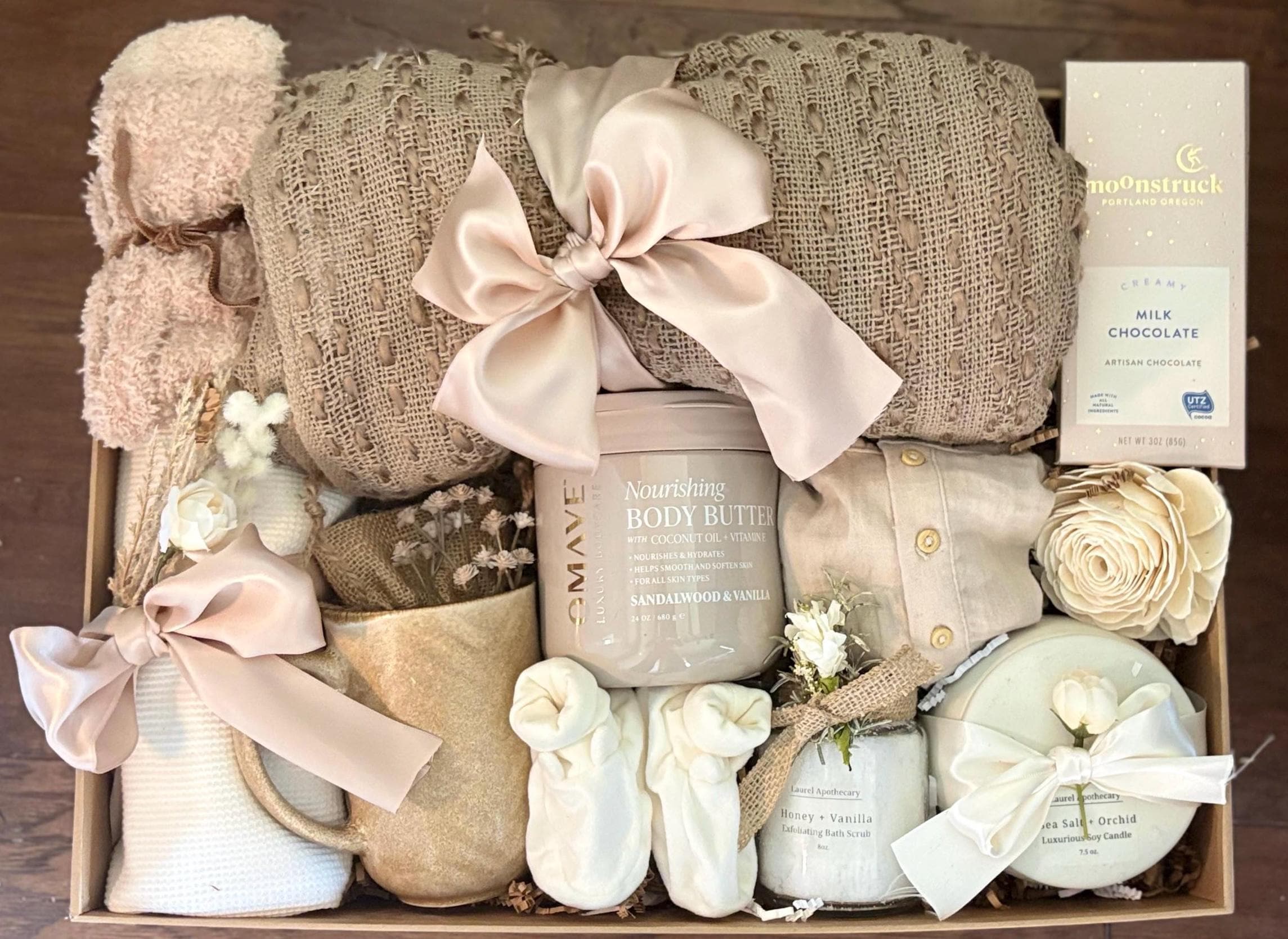 Neutral Luxury New Mom & Baby Gift Box Organic Spa Basket, Postpartum Care Package
