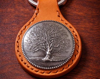 Handmade Italian Veg Tan Leather Keyring – Tree Design Keychain Gift